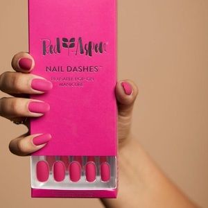 Red Aspen Reusable Nails